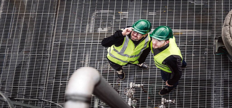 Protecting Metal Gratings: The Benefits of Hot Dip Galvanizing